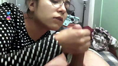 Əldə bitirmə ilə əl işi - çoxlu süd